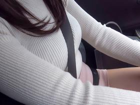 【半中半外生イキ娘】ミルク代のため中出しするFカップシンママ 22歳 サンプル動画サムネイル